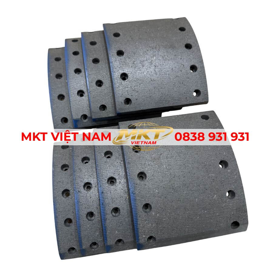 Bộ 8 miếng má phanh tán trước Isuzu FVM 15 tấn