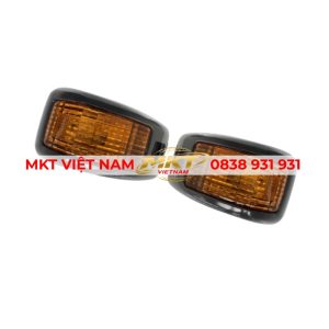 Chi tiết đèn cửa hông Hino 500 S8173-01411