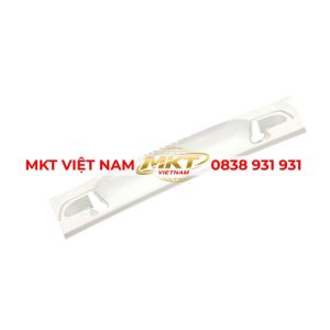 chi tiết mặt ca lăng Hino 500 MG24-01-006-MN