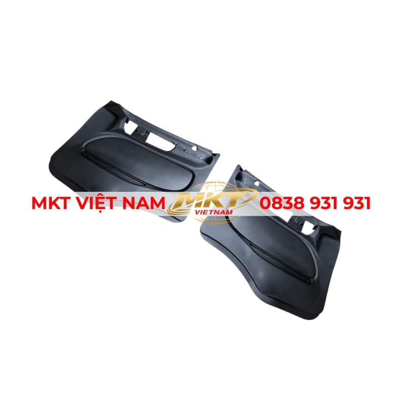 chi tiết tấm ốp cửa Hino 500 68102-2330