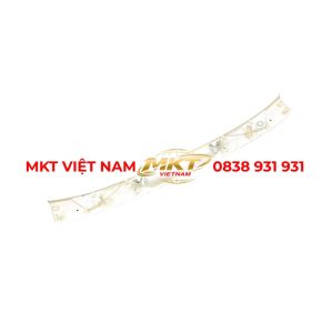 Mặt ca lăng Hino 500 lắp phía trước cabin