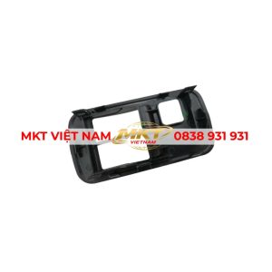 Ốp công tắc lên kính xe tải Hino 500 4.5-16 tấn