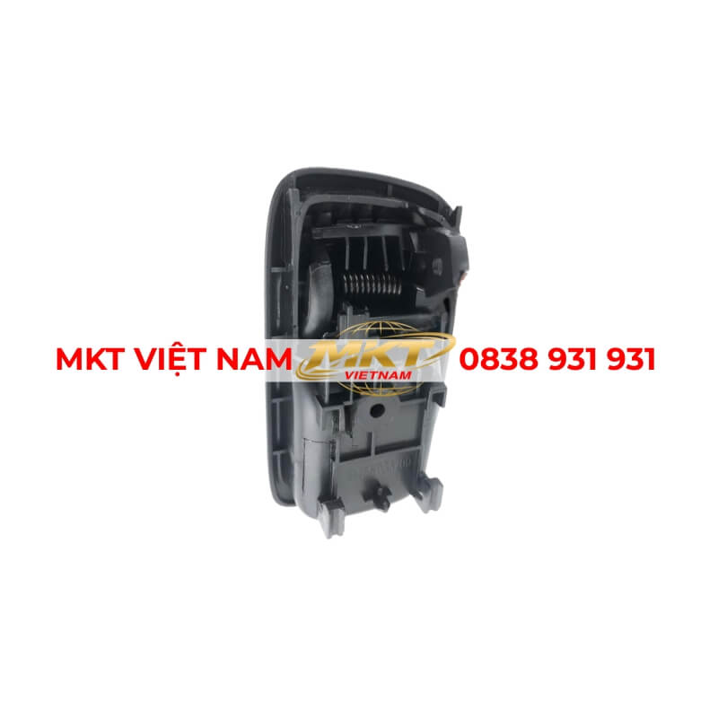 Tay mở cửa trong xe tải Hino 500 4.5-16 tấn