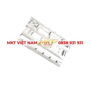cản hino 700 máy p11c mã 52104-e0340