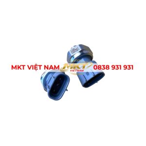 cảm biến áp suất nhiên liệu Hino 700 Euro 3 mã 89420-E0030