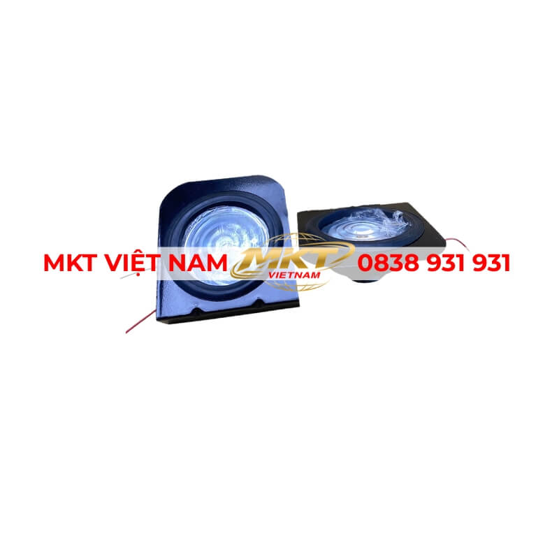 đèn hậu thay thế cho Hino 700 Series 17-40 tấn