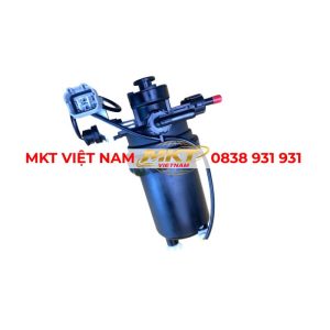 lọc tách nước nhiên liệu Hino 300 lắp trên đường nhiên liệu