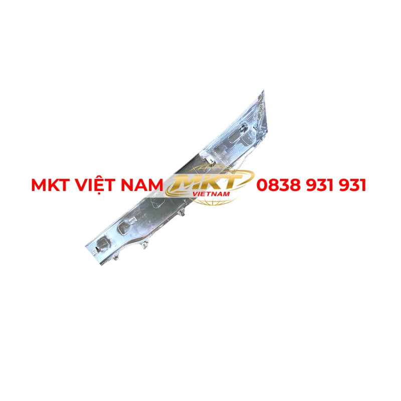 ốp trang trí panel mặt trước Hino 700 mã GT-011-002